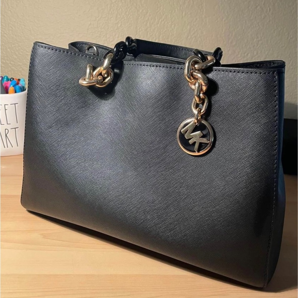 Michael Kors- Medium Seffiano Satchel Bag